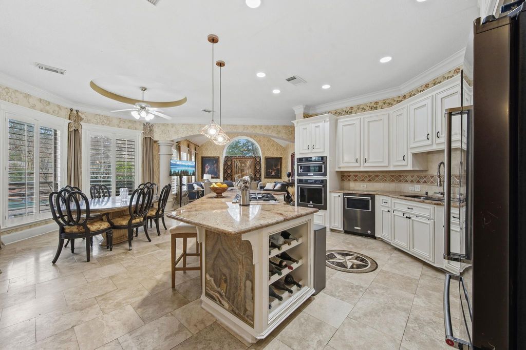 Photo of 39 Forest Green Trail, Kingwood, TX 77339 (MLS # 62238910)