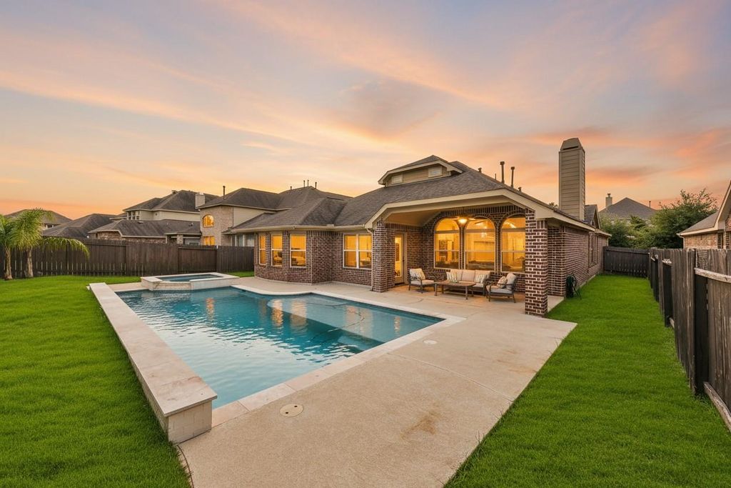 Photo of 16718 Lake Limestone Lane, Houston, TX 77044 (MLS # 72048265)