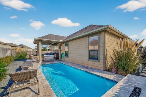 Photo of 18615 Morgans Forest Lane, Katy, TX 77449 (MLS # 93792691)