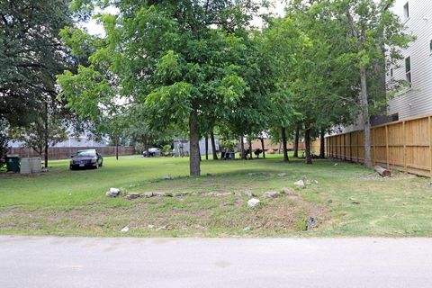 Photo of 853 Rachel Street, Houston, TX 77091 (MLS # 21339570) Photo of 853 Rachel Street, Houston, TX 77091 (MLS # 21339570)