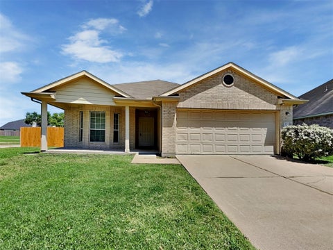 Photo of 2322 Steep Pine Trail, Fresno, TX 77545 (MLS # 33023688)