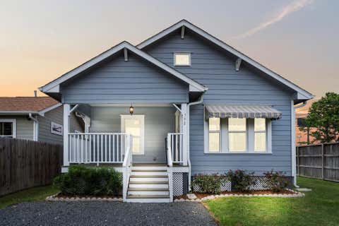 Photo of 502 Dell Court, Houston, TX 77009 (MLS # 79626713)