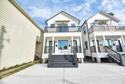 Photo of 611 E 39th Street #D, Houston, TX 77022 (MLS # 73824067)