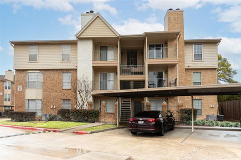 Photo of 12550 Whittington Drive #7/704, Houston, TX 77077 (MLS # 43308234)