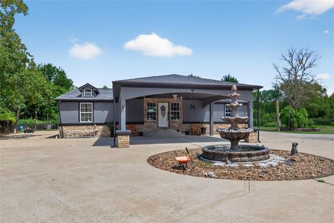 Photo of 153 County Road 4907, Dayton, TX 77535 (MLS # 21462207)