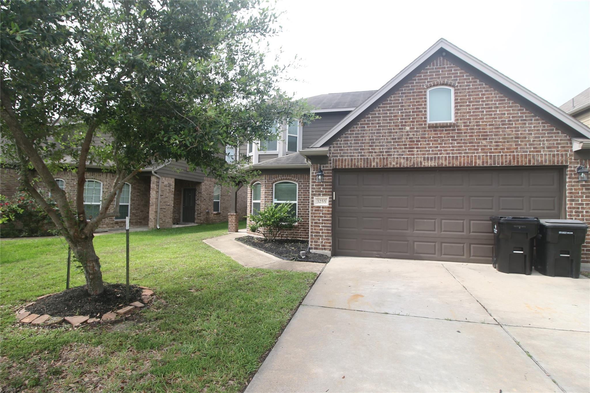 3255 View Valley Trail