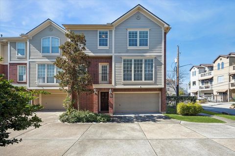 Photo of 4113 Blossom Street #A, Houston, TX 77007 (MLS # 26540140)