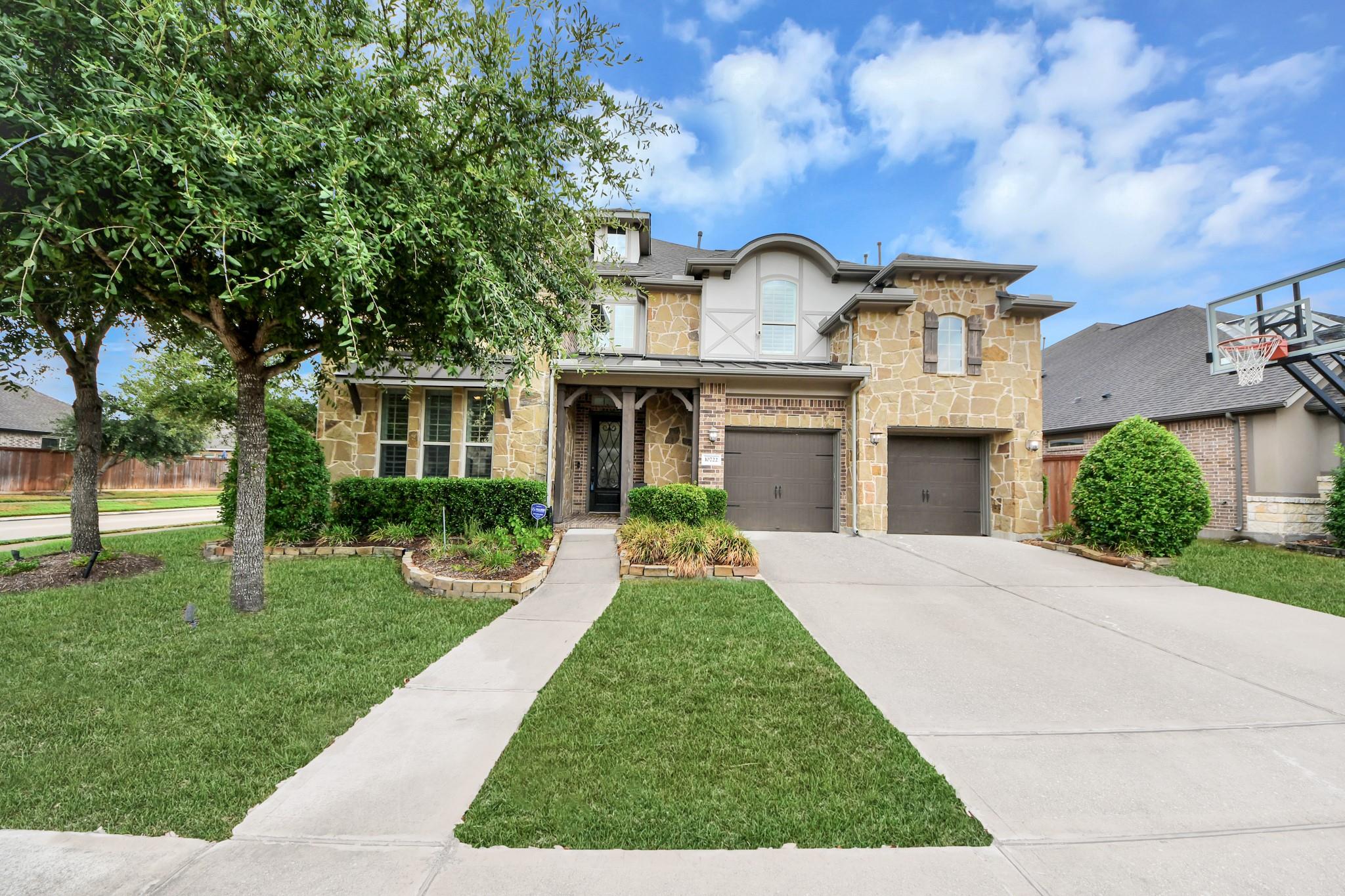 10722 Dawn River Court