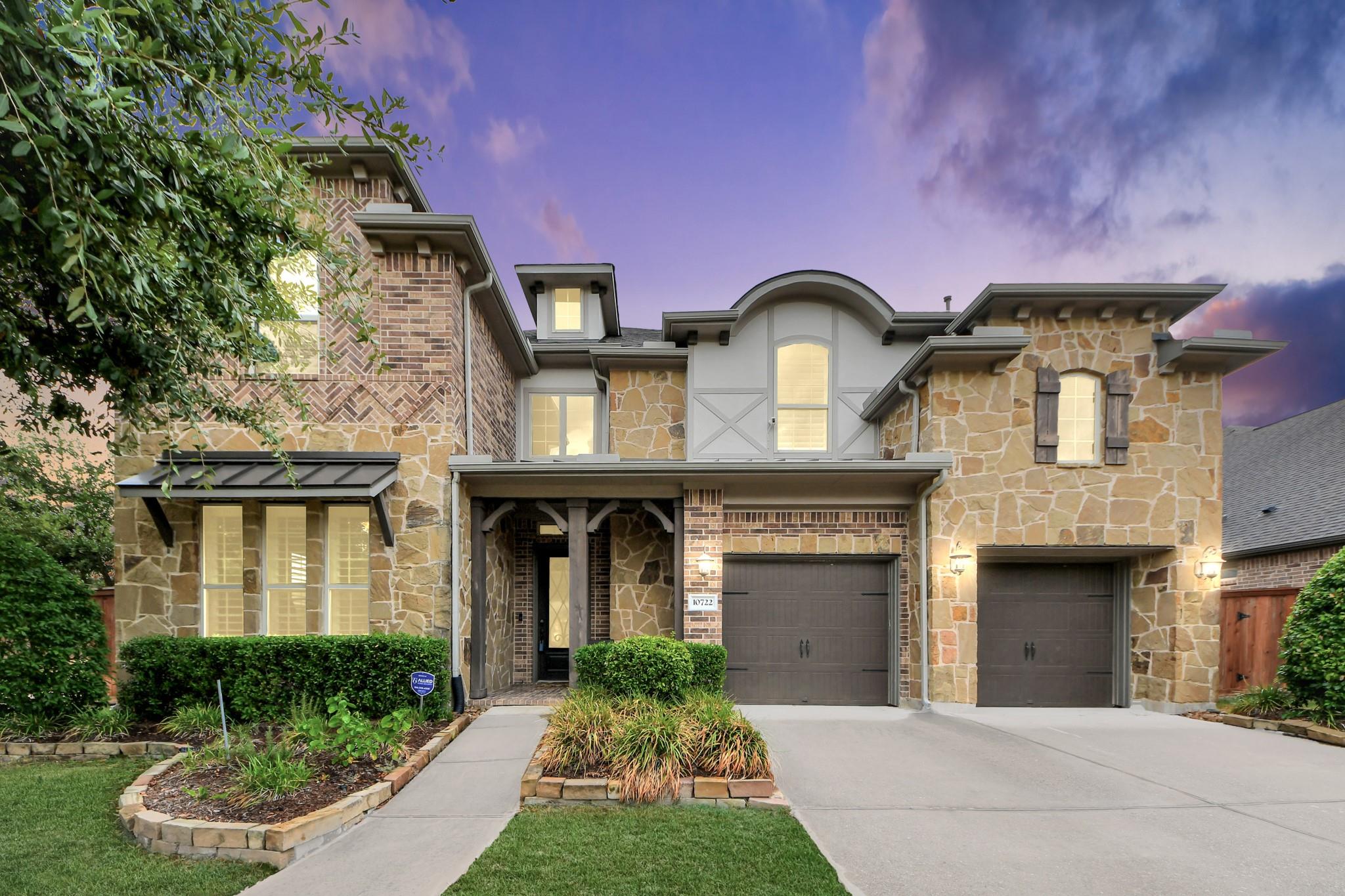 10722 Dawn River Court