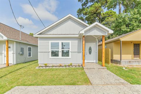 16918 W Forrestal Montgomery TX 77316