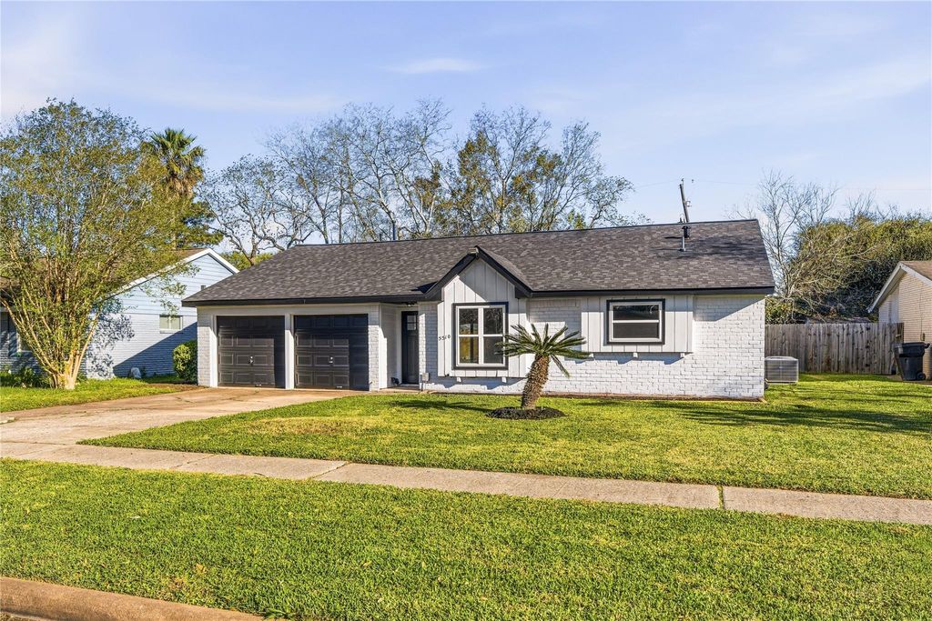 Photo of 5510 Dryad Drive, Houston, TX 77035 (MLS # 15820520)