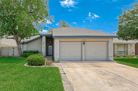 Photo of 2235 Sentinal Oaks Street, Sugar Land, TX 77478 (MLS # 49016358)