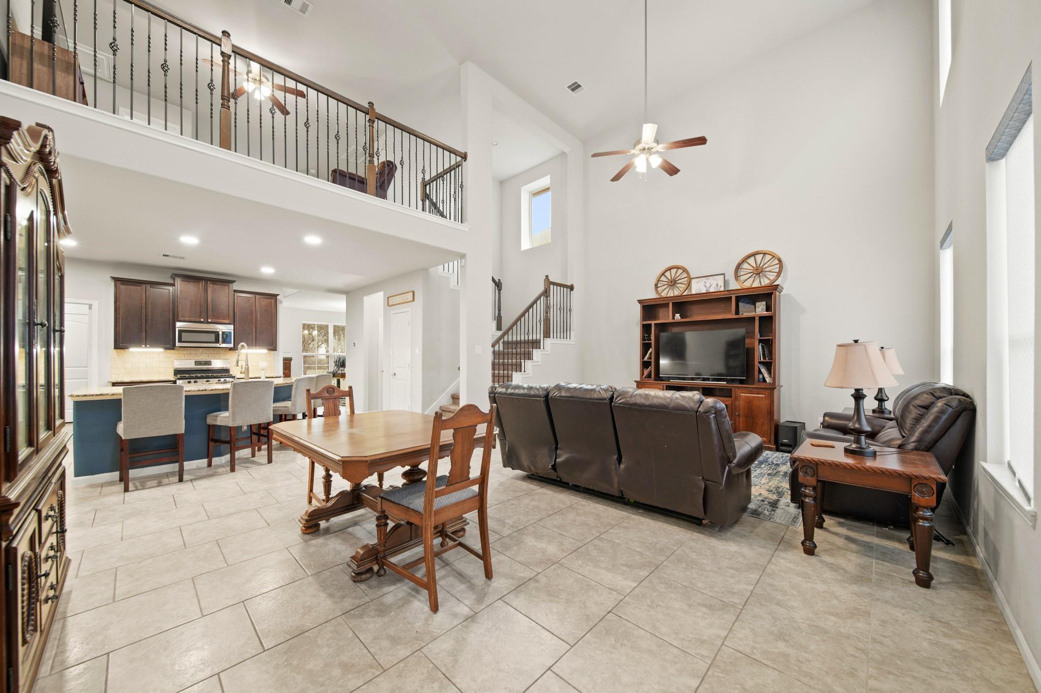 2725 Merlin Lane
