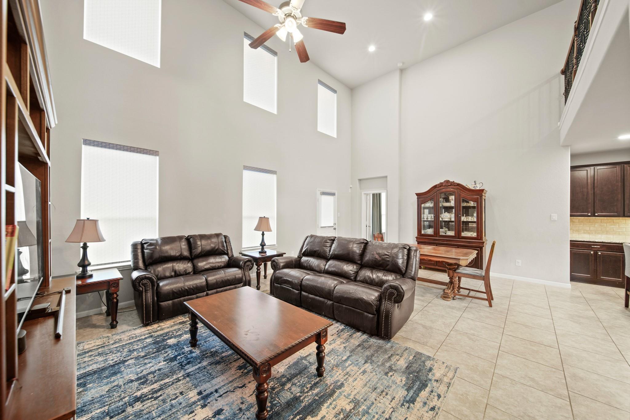 2725 Merlin Lane