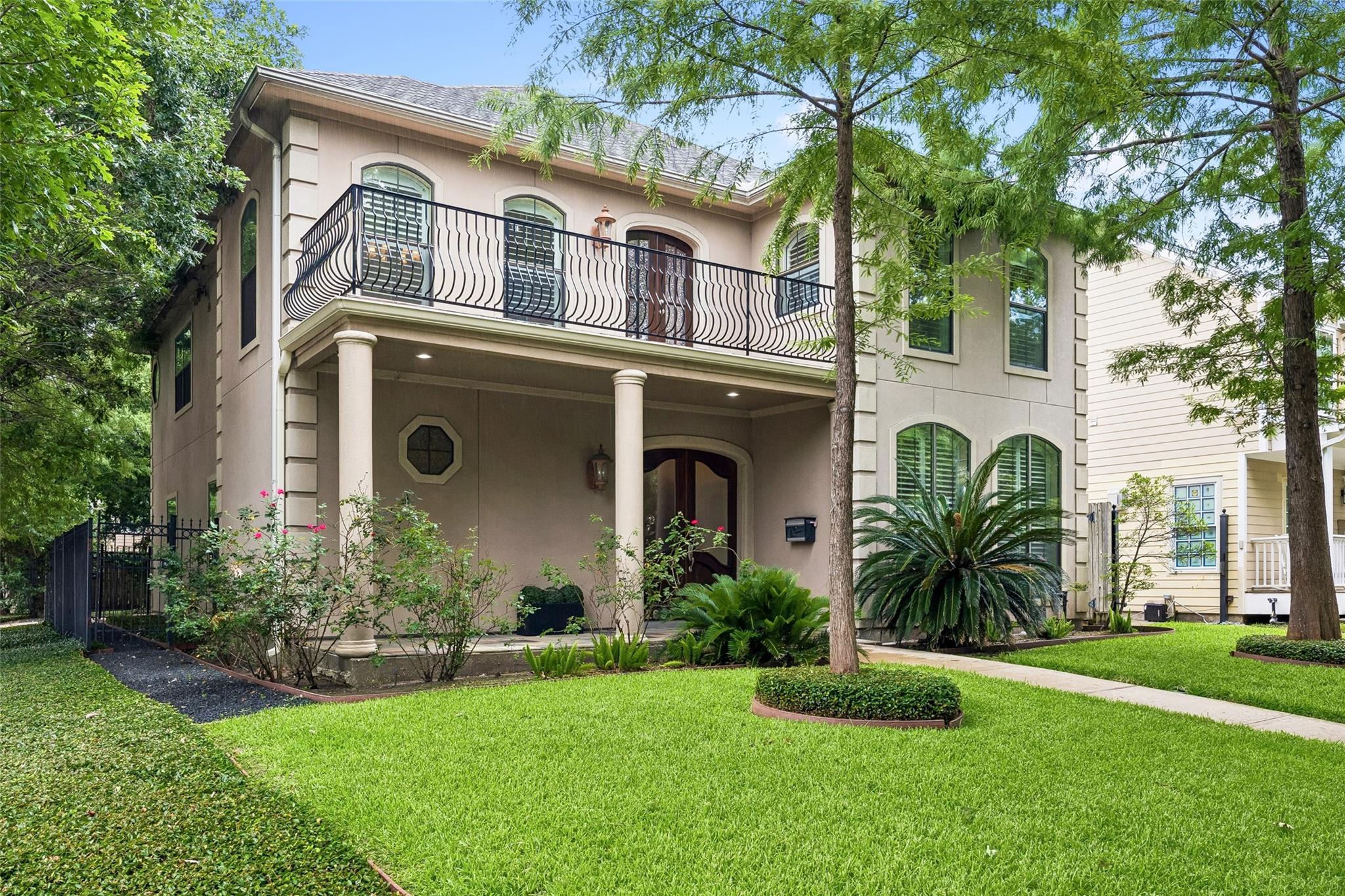 2601 Talbott
