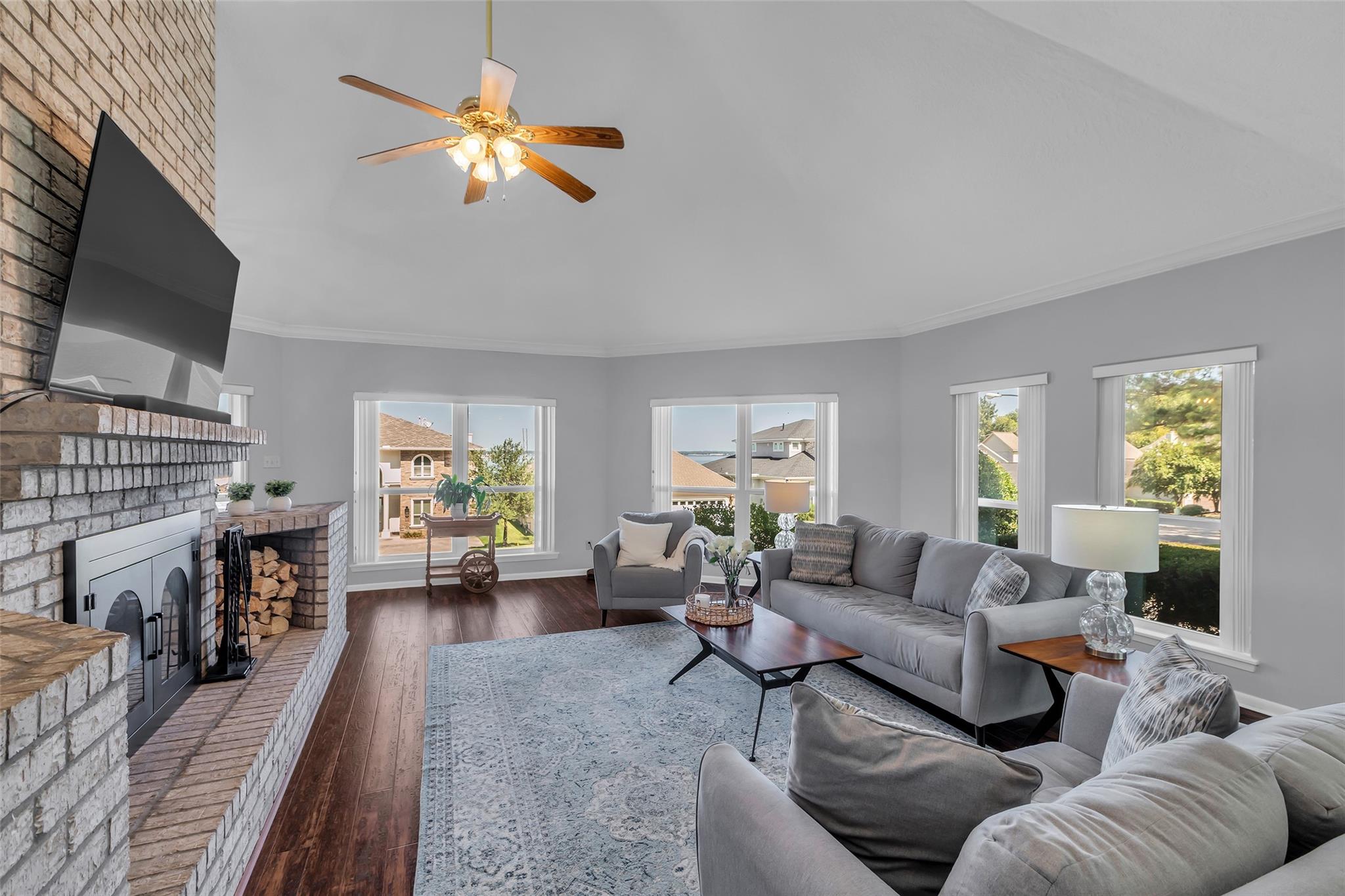 3906 Treasure Island Drive