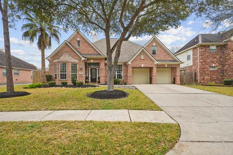 Homes For Sale - 6118 Berwick Lane<br/> Galveston County, League City, TX 77573