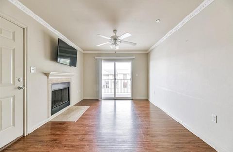 Photo of 7600 Emmett F Lowry Expressway #416, Texas City, TX 77591 (MLS # 91090233)