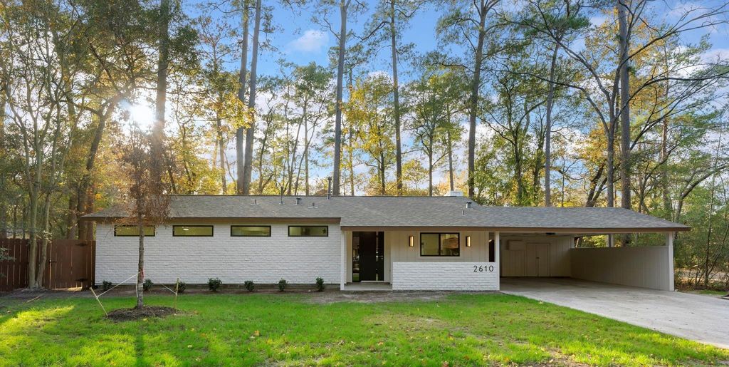 Photo of 2610 N Red Cedar Circle, The Woodlands, TX 77380 (MLS # 24914227)