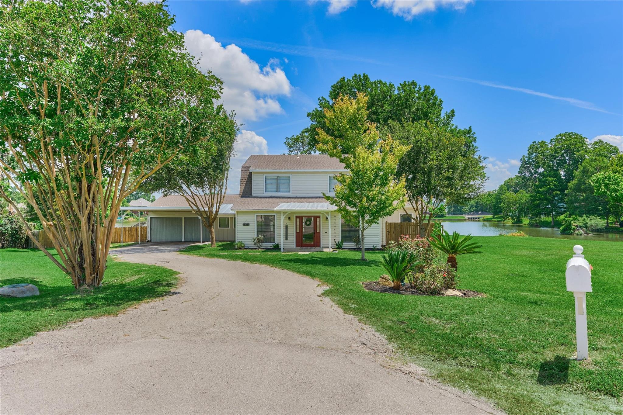 438 Lazy Lane
