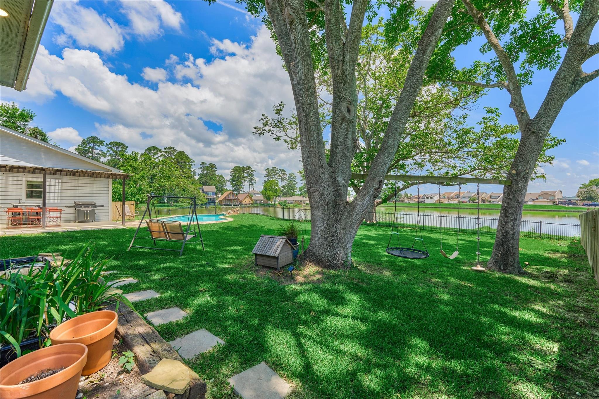 438 Lazy Lane