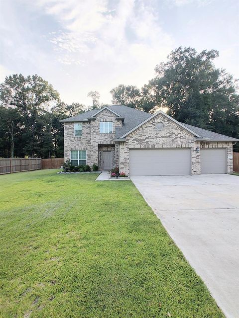 Homes For Sale - 98 Road 6605<br/> Dayton, TX 77535