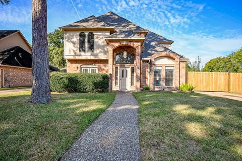 Photo of 12011 Autumn Creek Drive, Houston, TX 77070 (MLS # 75756166)