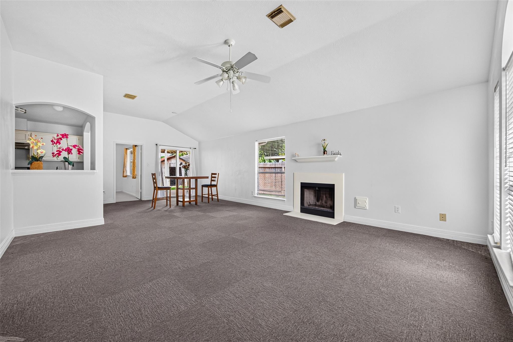 15502 Prairie Oaks Drive