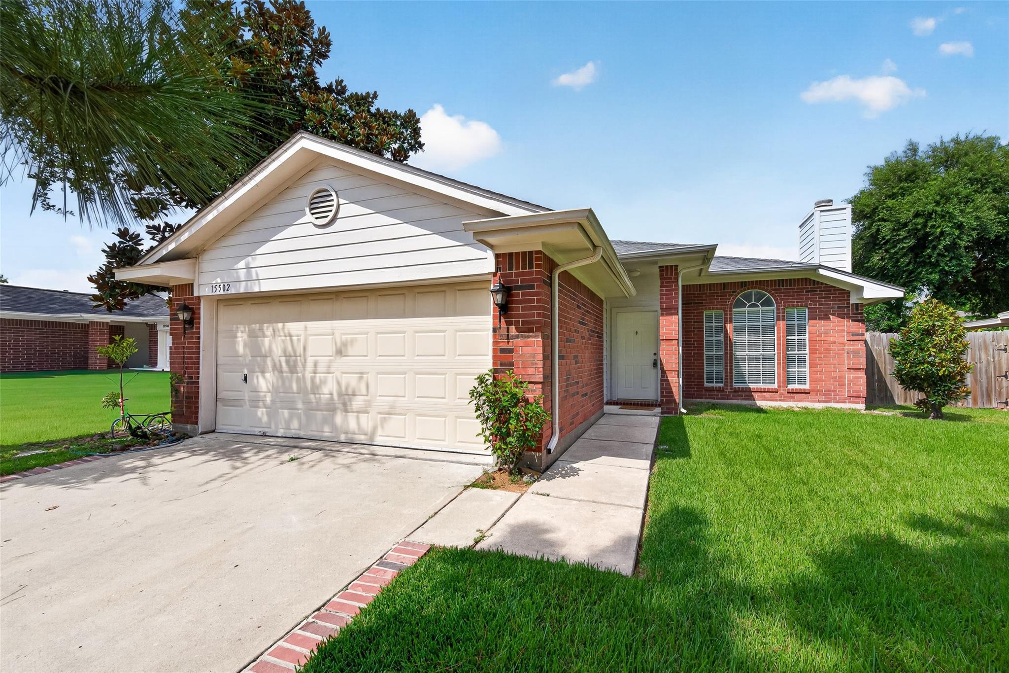 15502 Prairie Oaks Drive