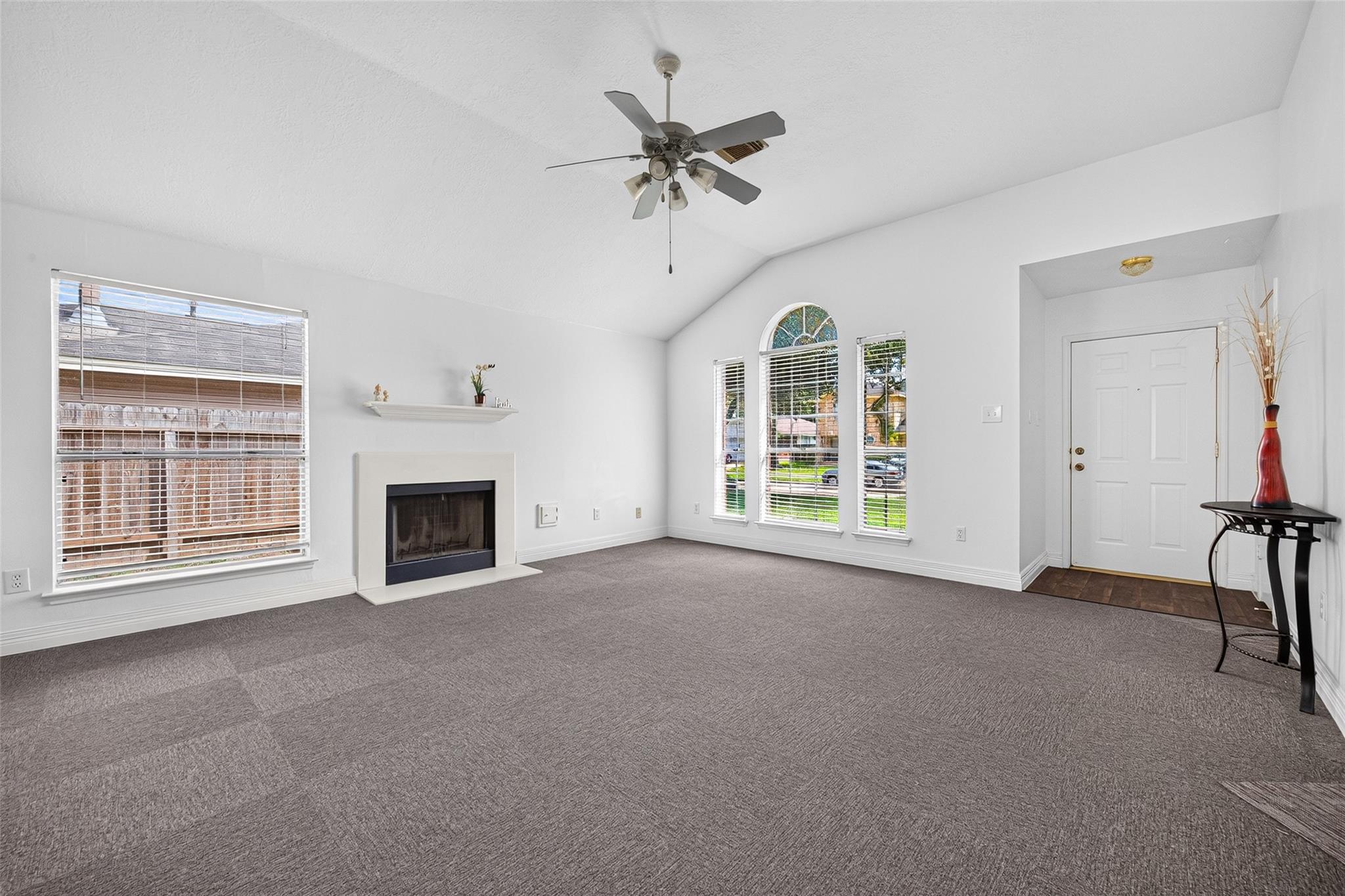 15502 Prairie Oaks Drive