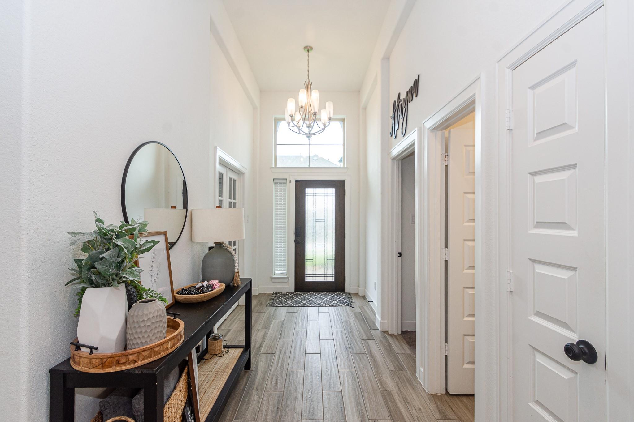 7823 Leighton Trail