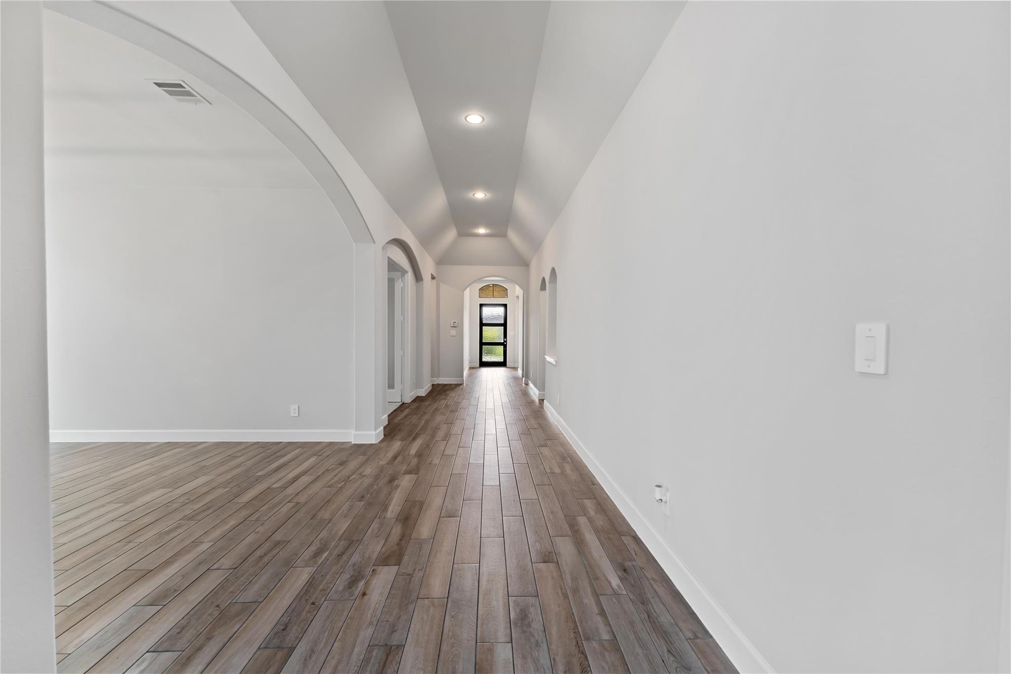 9507 Shaded Tree Drive