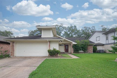 Photo of 3219 The Highlands Drive Dr, Sugar Land, TX 77478 (MLS # 2403047)