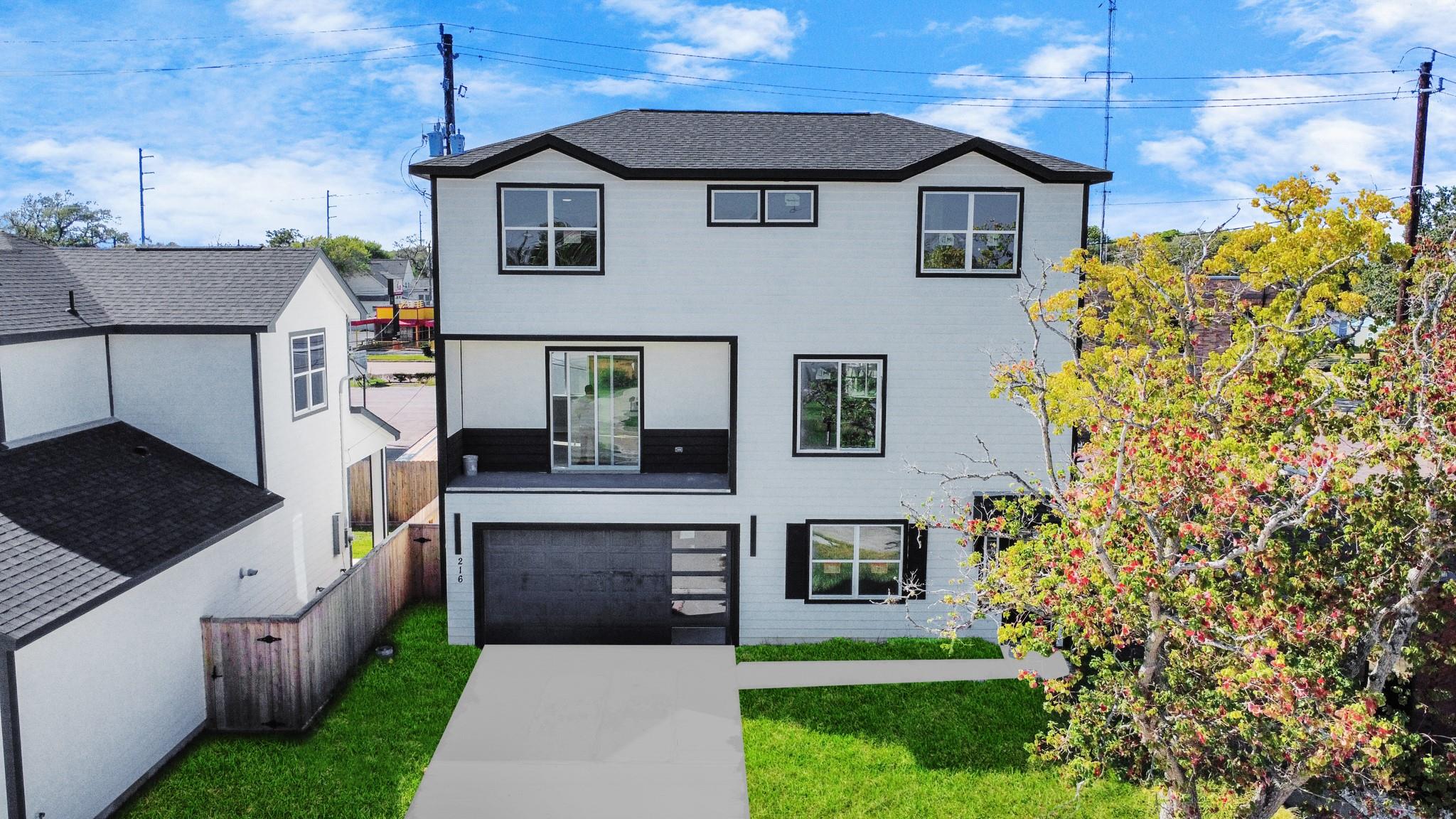 216 San Jacinto Street