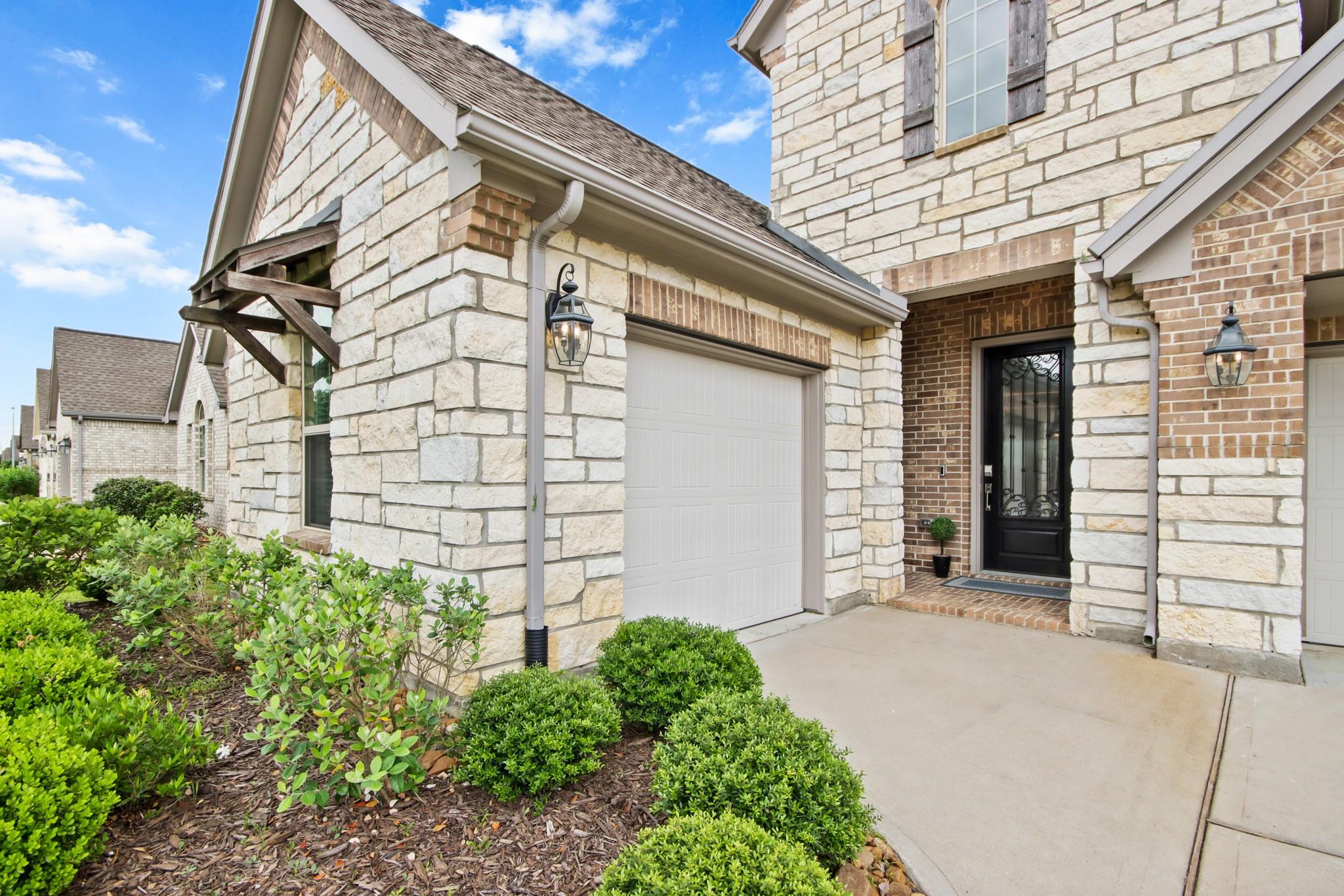 15415 Lancaster Falls Drive
