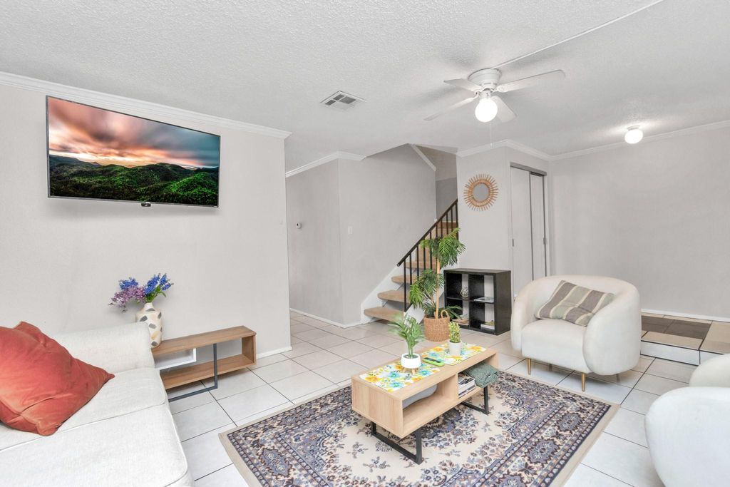 Photo of 5837 Sunforest Drive, Houston, TX 77092 (MLS # 51538112)