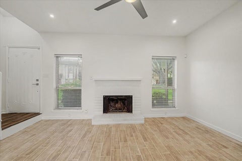 Townhouse For Sale - 12500 Brookglade Circle #179<br/> Houston, TX 77099