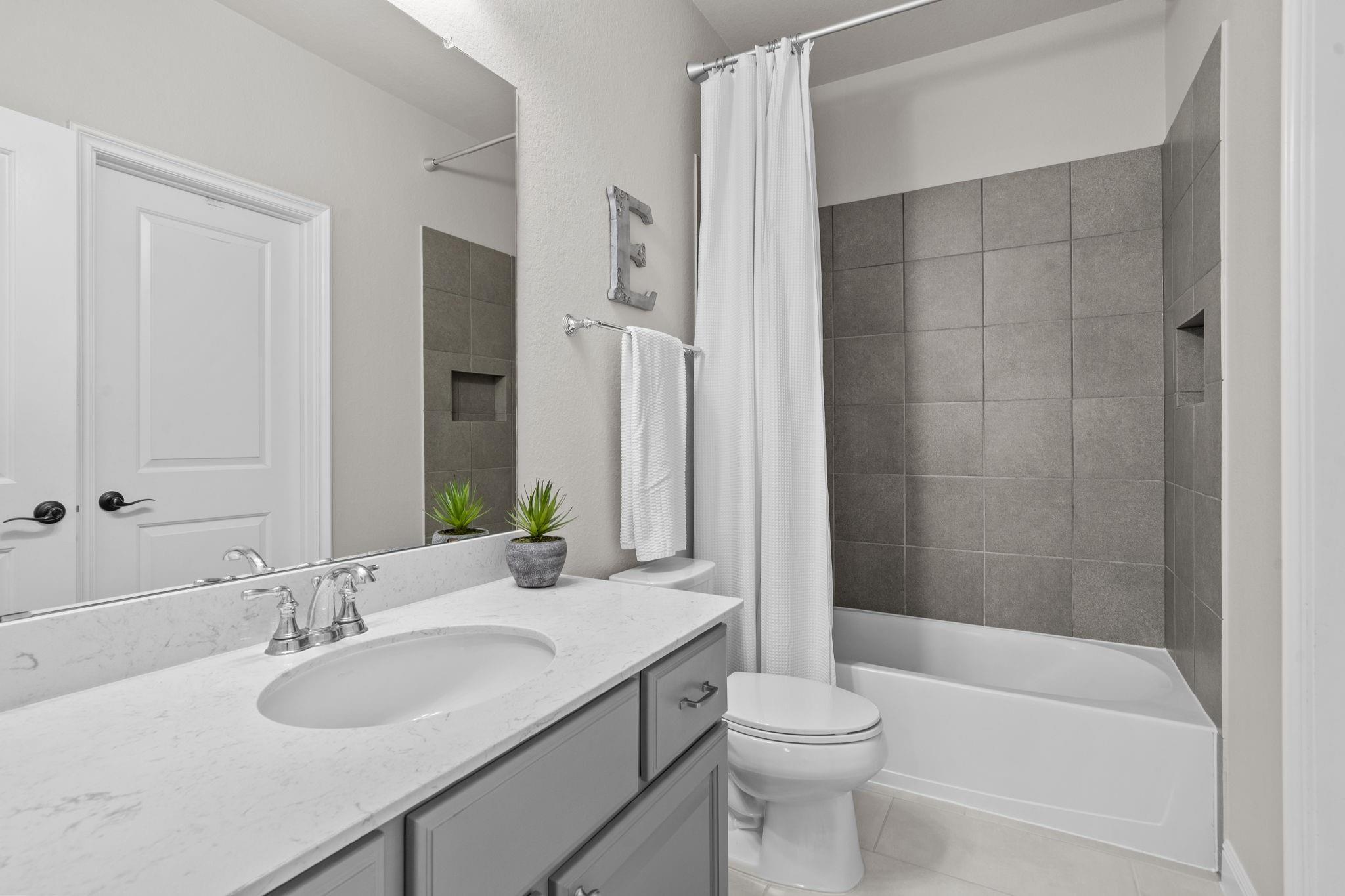 Missouri City, Texas, 77459, United States, 4 Bedrooms Bedrooms, ,5 BathroomsBathrooms,Residential,Active,2037121
