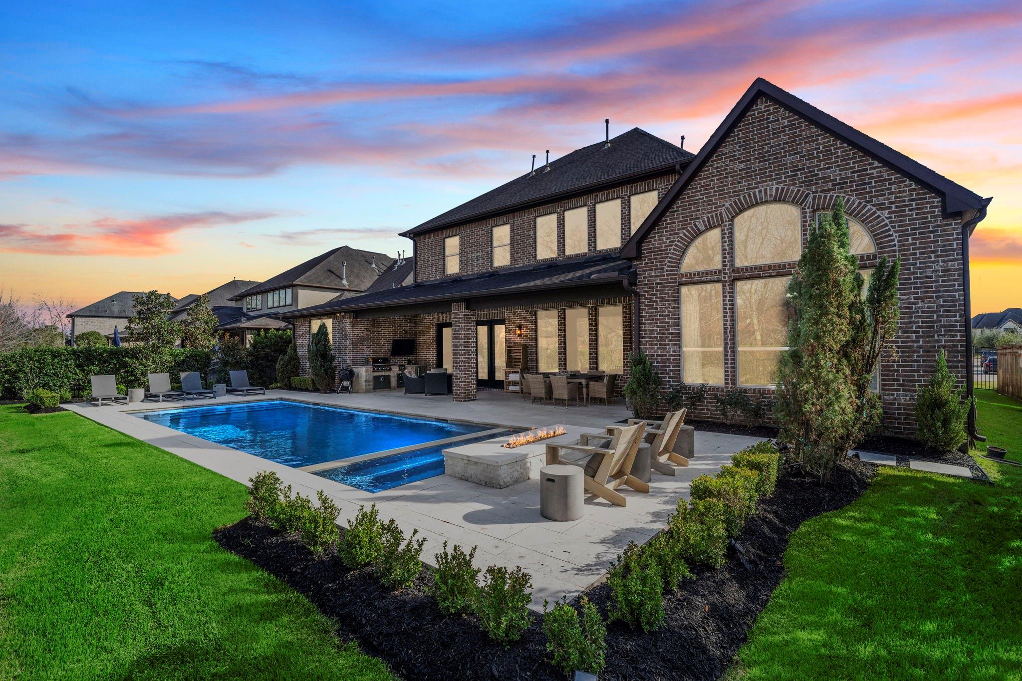 Missouri City, Texas, 77459, United States, 4 Bedrooms Bedrooms, ,5 BathroomsBathrooms,Residential,Active,2037121