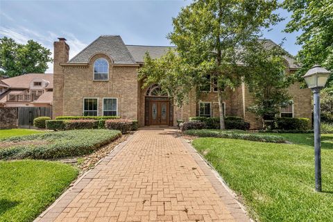 Photo of 4202 Canterwood Drive, Houston, TX 77068 (MLS # 92050678)