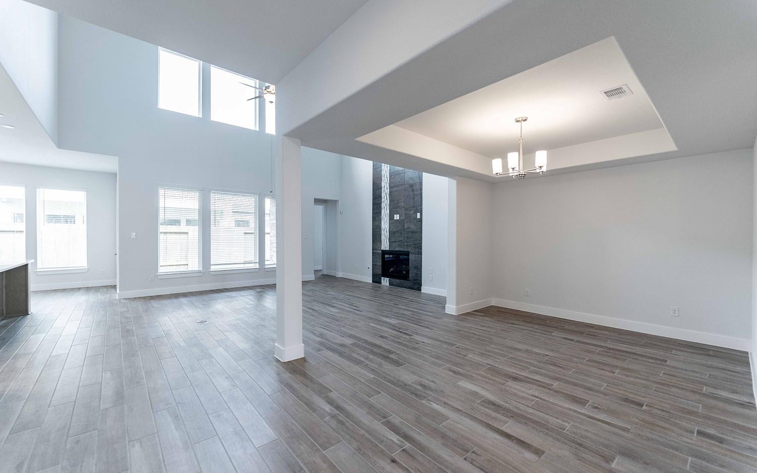 709 Western Holly