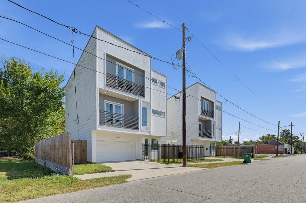 Photo of 2917 Sauer Street, Houston, TX 77004 (MLS # 36125427)