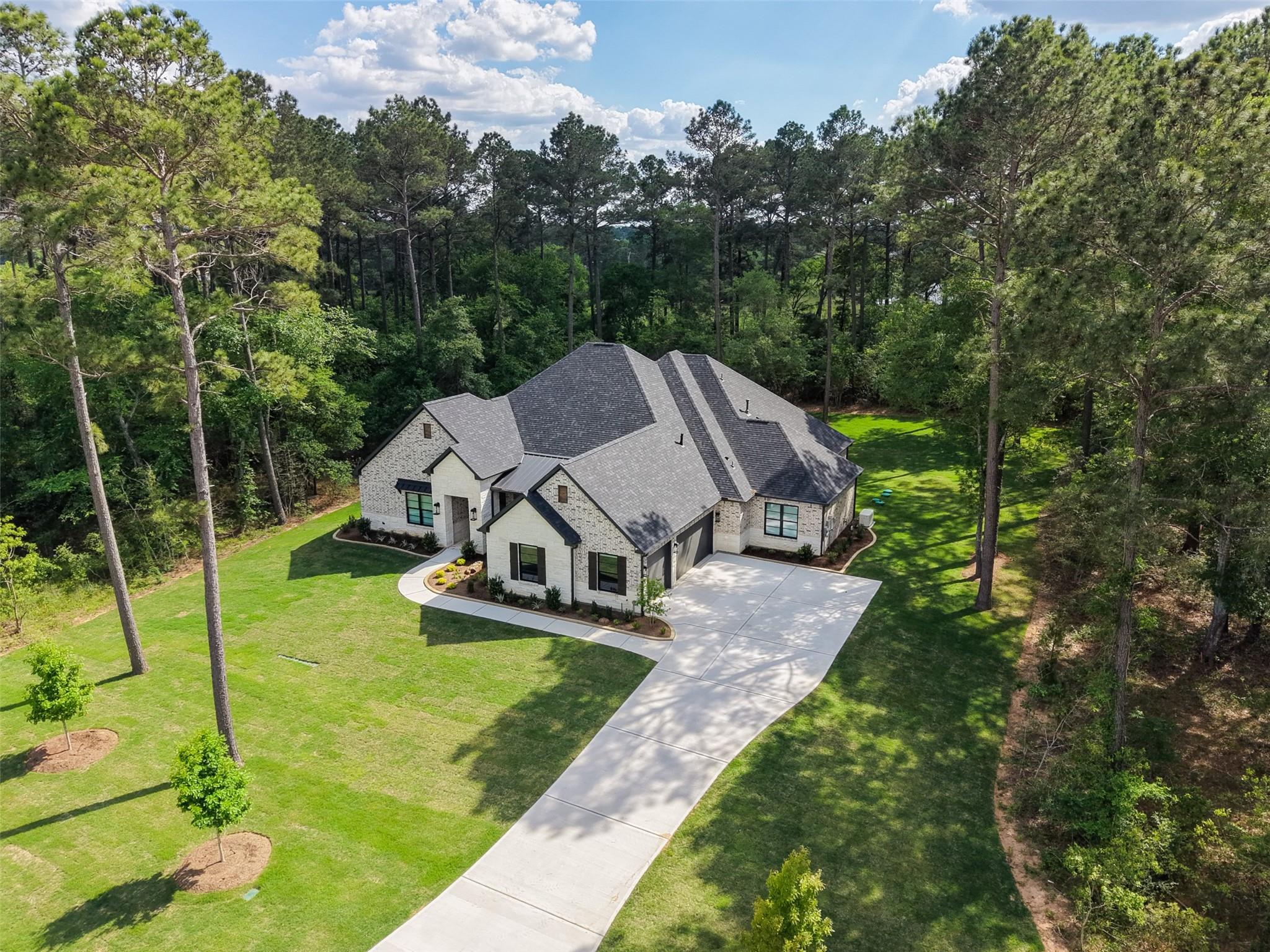 8680 Cedar Meadow Ln Lane