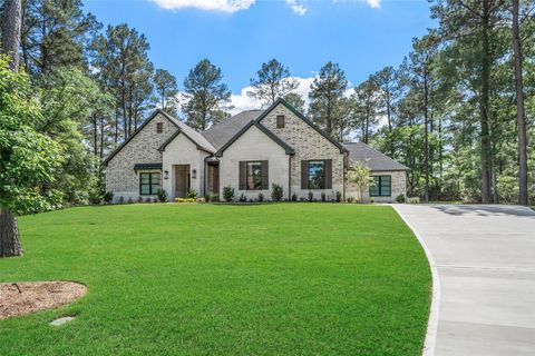 Homes For Sale - 8680 Cedar Meadow Ln Lane<br/> Plantersville, TX 77363