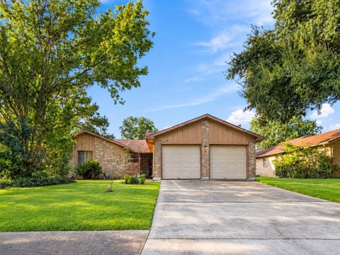 Homes For Sale - 12919 Carvel Lane<br/> Harris County, Houston, TX 77072