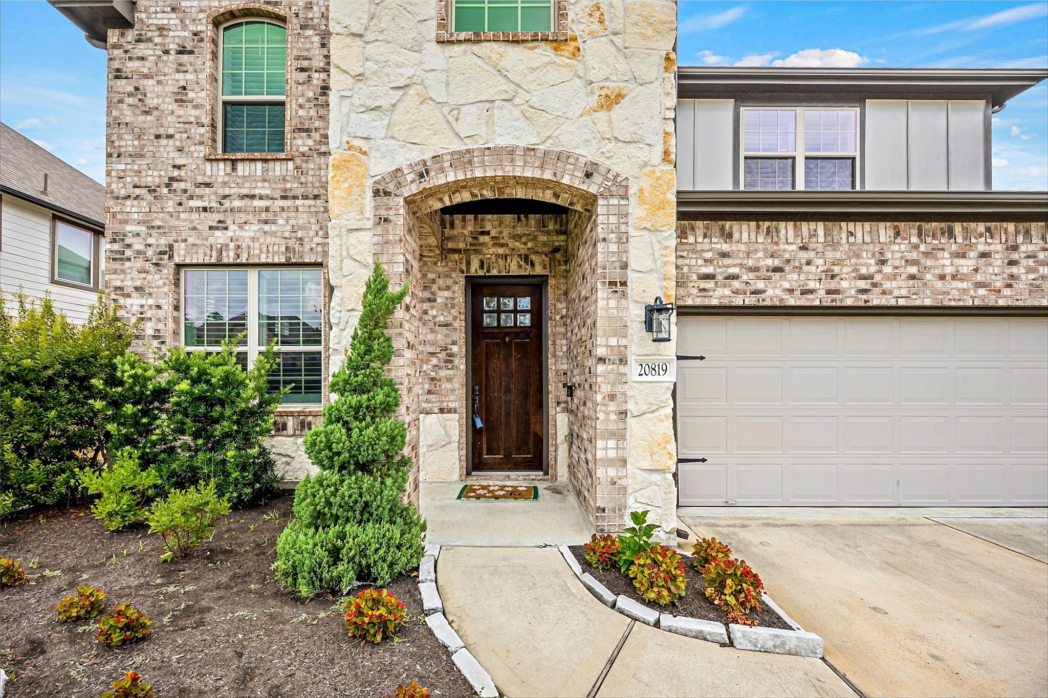 20819 Magical Merlin Way