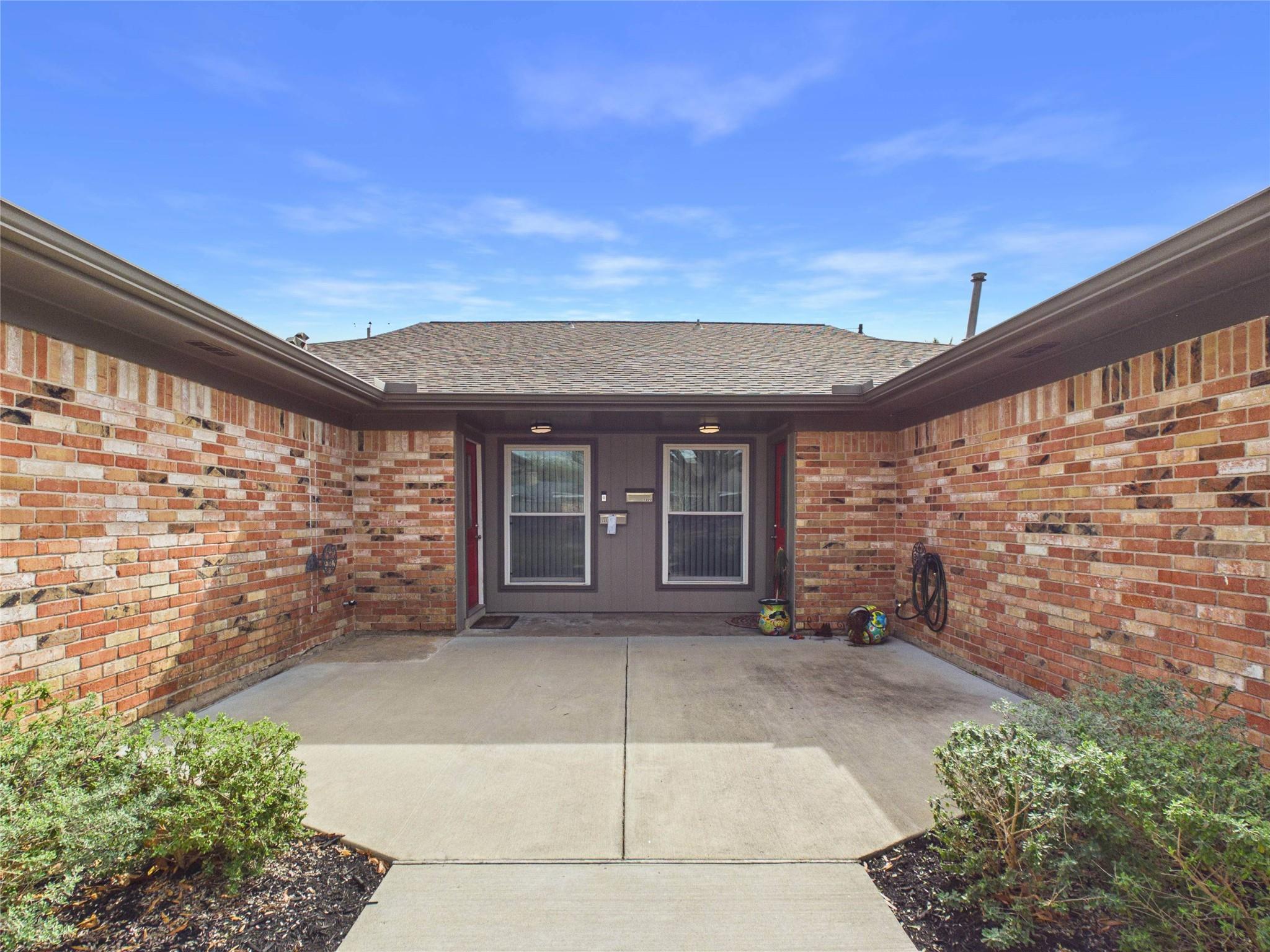 1322 / 1324 Bellgrove Drive