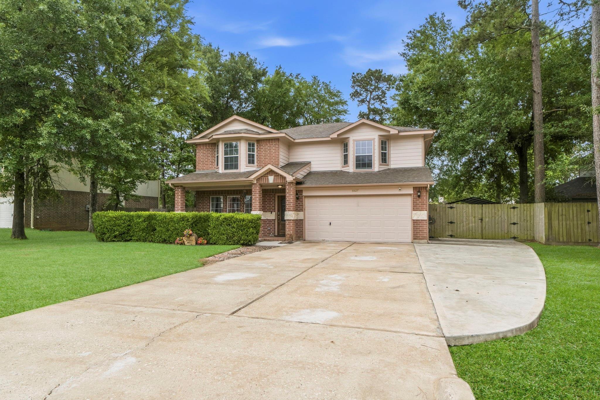 6627 Woodland Oaks