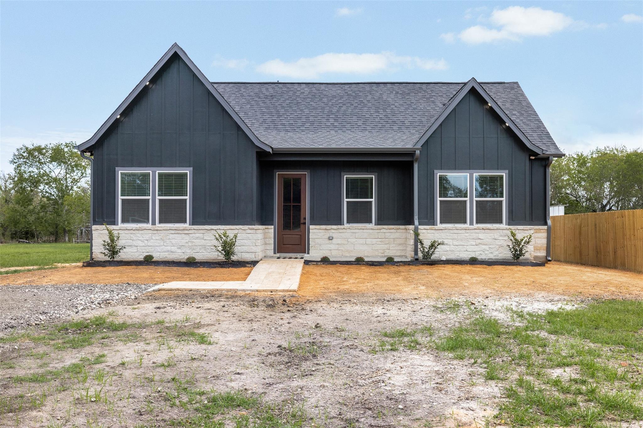 21652 Highway 90 N