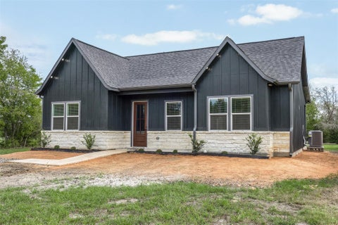 Photo of 21652 Highway 90 N, Bedias, TX 77831 (MLS # 8076596)
